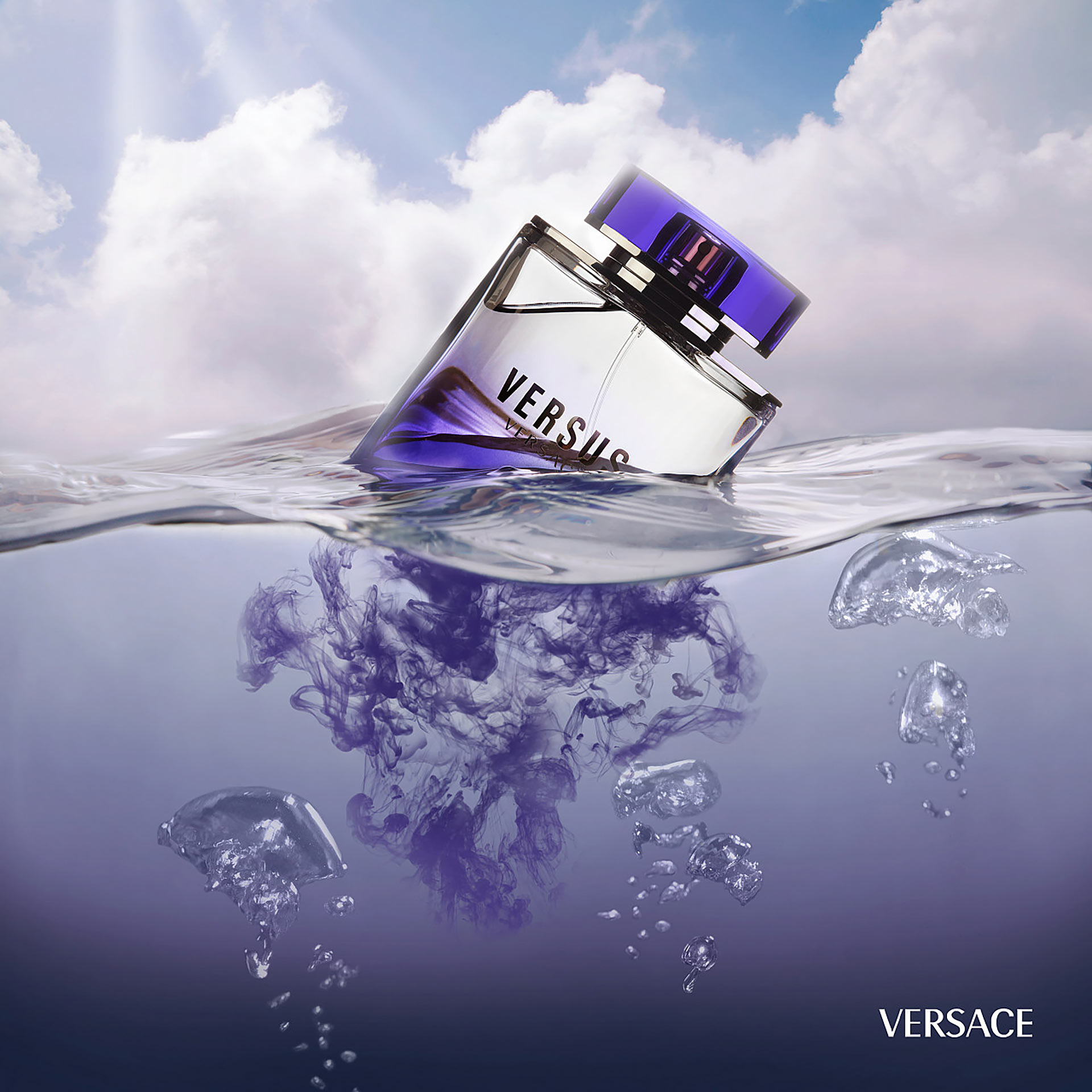 Versace（范思哲）于纽约时装周发布2019早… - 堆糖，美图壁纸兴趣社区